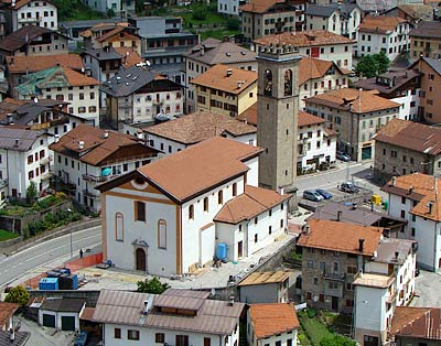 Ex Chiesa di San Lorenzo. Solo perché c'è stato un periodo buio, che nessuno ricorda con piacere, in cui solo l'impegno del "volontariato" ha evitato che la ex parrocchiale venisse sotratta alla comunità.