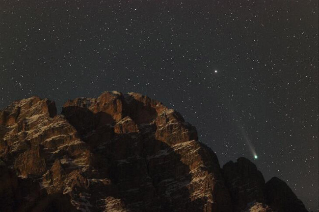 Comet #Lovejoy by Alessandro Dimai on Dec 16 from Cortina dAmpezzo, Italy.