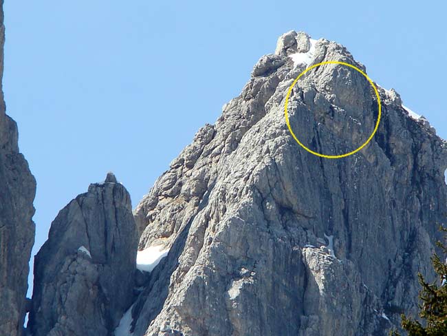 "Il sonno di Tutankhamon", volto pietrificato sulla Torre Pian dei Buoi pareidolia-tutankhamon-650