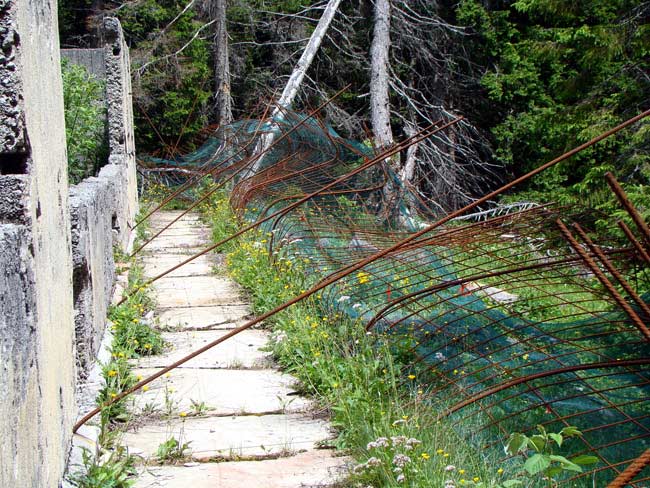 perimetrazione anti intrusione Forte Col Vidal: Villa del Capitano (02)