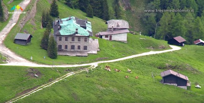 il tacon del tetto del Casermona a SOracrepa di Pian dei Buoi su Target Auronzo Tre CIme