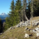La testata della postazione "de la Bronzera" con un "tutor" segnaposto