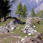 Sia a d. che a sin. della trincea "de le Pionbade" si aprono altre aree deputate alla difesa complementare...
