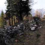 Panoramica con il corridoio tra i due muri della trincea