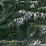 Il PdM in 3D (da Google Earth): la Val d'Ansiei in tutta la sua lunghezza confluisce nella Valle del Piave, che si spinge fin oltre Longarone, oltre il quale si osserva il lago di Santa Croce