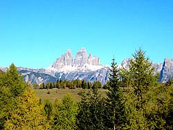 le Tre Cime di Lavaredo dall'anello di Campiviei segnavia n. 4